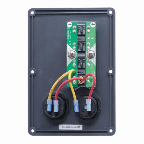 4 pos. + 12 Volt Socket and Dual USB Charger