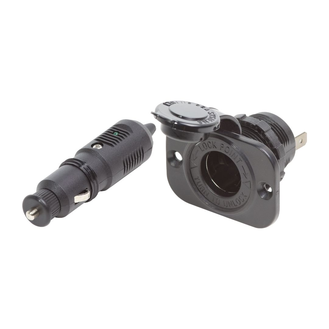 BLUE SEA 12 Volt Plug with Dash Socket / BS-1015